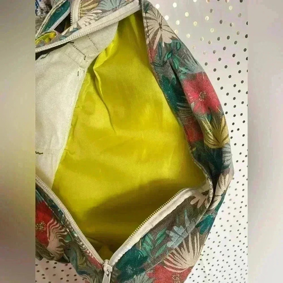 Kavu Backpack - Picture 5 of 7